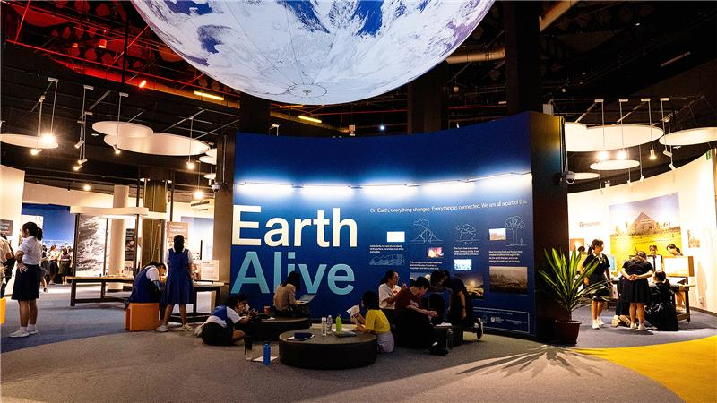 Tour of Earth Alive Exhibition at Singapore Science Centre